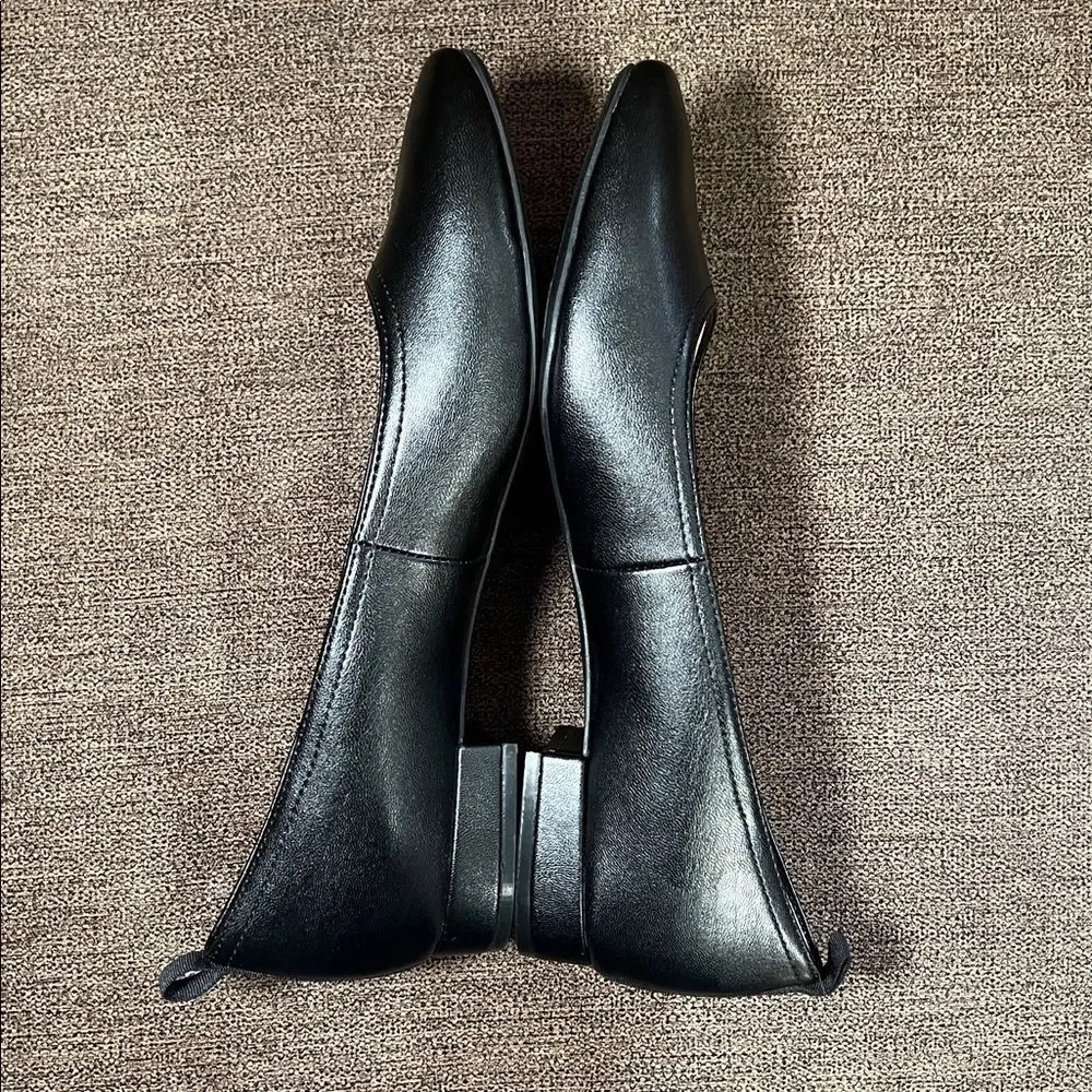 New Life Stride Cameo Women’s Flats Size 9.5W in Black Smooth